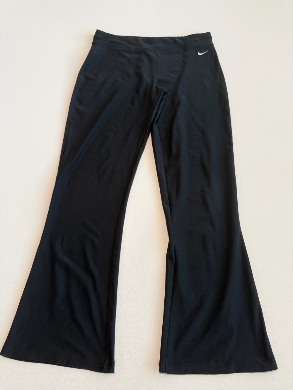 Nike Flare Leggings Women’s Size Small Black Swoosh Logo Flared Leg Yoga Pants